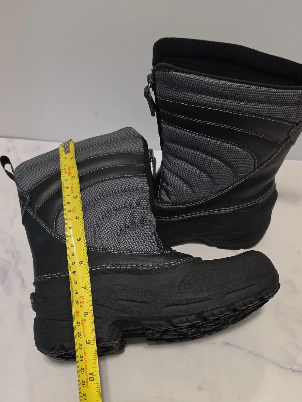 The North Face Kids' Gray Black Winter Boot